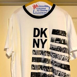DKNY - Graphic tee